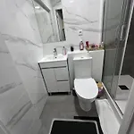 Privatunterkunft Moscavide Quartos