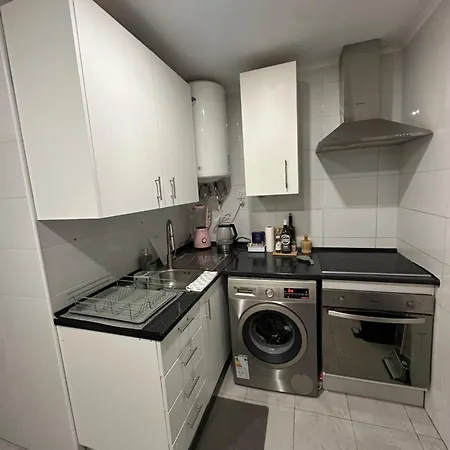 Moscavide Quartos منزل للإقامة Lisboa
