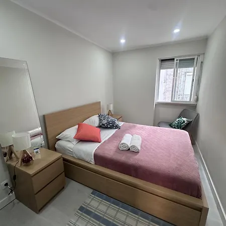 Homestay Moscavide Quartos Lisbon